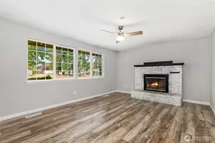 236 Kingham St SE, Lacey, WA 98503 - Photo 4