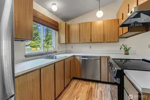 27129 35th Ln S, Kent, WA 98032 - Photo 8