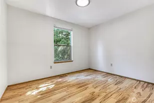 27129 35th Ln S, Kent, WA 98032 - Photo 10