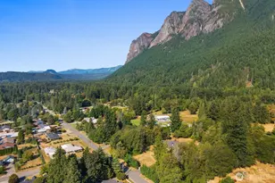 42812 SE 112th St, North Bend, WA 98045 - Photo 38