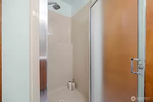 14 S Beach Dr, Everett, WA 98206 - Photo 28