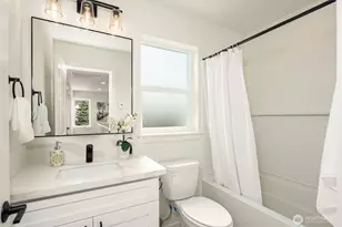 2402 Cleveland Ave, Everett, WA 98201 - Photo 16