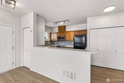 14915 38th Drive SE #EE2029, Bothell, WA 98012 - Photo 8