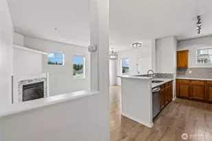 14915 38th Dr SE, Bothell, WA 98012 - Photo 10