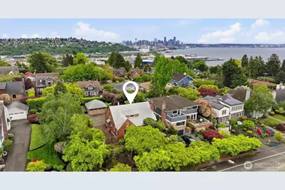 1560 28th Avenue W, Seattle, WA 98199 - Photo 2