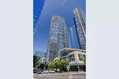 500 106th Avenue NE #1801, Bellevue, WA 98004 - Photo 32