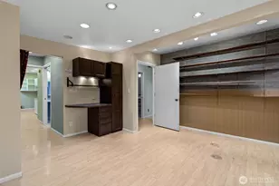 16639 SE 8th St, Bellevue, WA 98008 - Photo 20