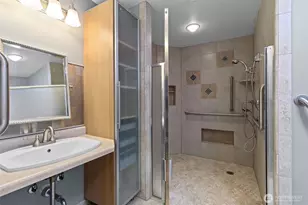 16639 SE 8th St, Bellevue, WA 98008 - Photo 22