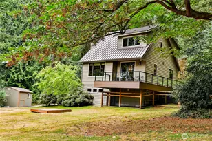 8039 Cultus Bay Rd, Clinton, WA 98236 - Photo 2