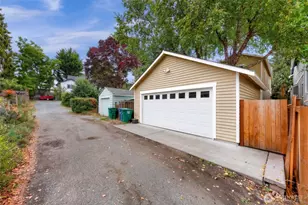 7019 Ravenna Ave NE, Seattle, WA 98115 - Photo 30