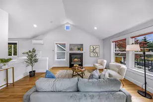 7019 Ravenna Ave NE, Seattle, WA 98115 - Photo 6