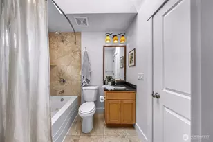7019 Ravenna Ave NE, Seattle, WA 98115 - Photo 18