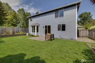 907 Ilwaco Pl NE, Renton, WA 98059 - Photo 30
