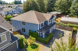 907 Ilwaco Pl NE, Renton, WA 98059 - Photo 32
