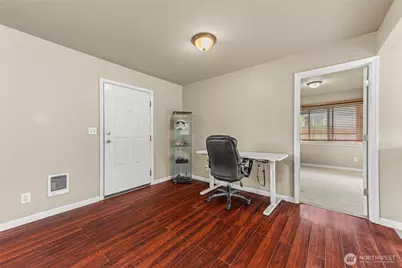 5911 S Thompson Avenue, Tacoma, WA 98408 - Photo 12