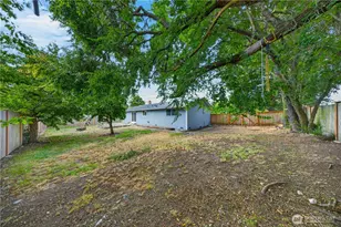 854 SW Heller St, Oak Harbor, WA 98277 - Photo 32