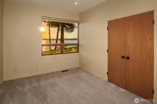 3403 Evergreen Point Rd, Medina, WA 98039 - Photo 20