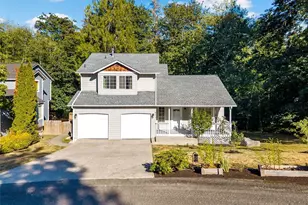 961 NE Winston Dr, Bremerton, WA 98311 - Photo 2