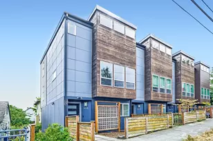 911 N 104th St, Seattle, WA 98133 - Photo 2
