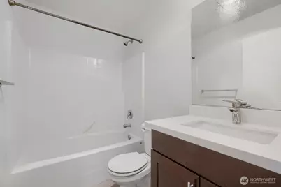 911 N 104th Street #B, Seattle, WA 98133 - Photo 30