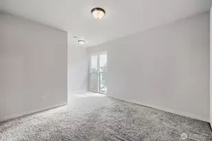 911 N 104th St, Seattle, WA 98133 - Photo 26