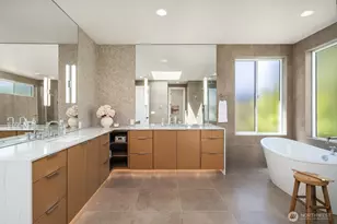 10856 NE 12th St, Bellevue, WA 98004 - Photo 28