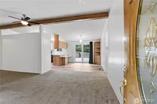 27412 NE 45th St, Redmond, WA 98053 - Photo 2
