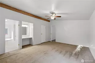 27412 NE 45th St, Redmond, WA 98053 - Photo 12