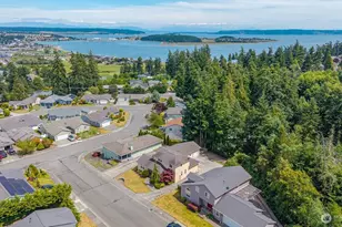 2140 SW Vista Park Dr, Oak Harbor, WA 98277 - Photo 38