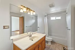 1527 Sylvan Way, Bremerton, WA 98310 - Photo 16
