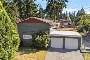 22004 36th Ave W, Mountlake Terrace, WA 98043 - Photo 2