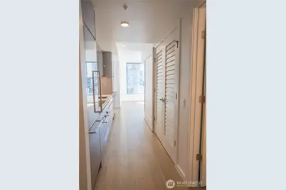 1808 Minor Avenue #1402, Seattle, WA 98101 - Photo 2