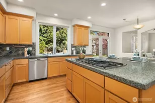 20522 NE 23rd Ct, Sammamish, WA 98074 - Photo 10