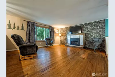 30443 3rd Avenue S, Federal Way, WA 98003 - Photo 4