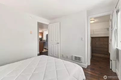 300 10th Avenue #A309, Seattle, WA 98122 - Photo 12