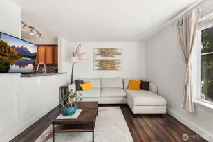 300 10th Ave, Seattle, WA 98122 - Photo 2