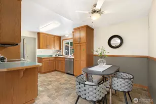 12740 SE 167th St, Renton, WA 98058 - Photo 8