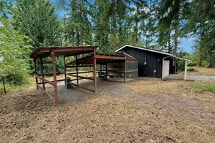 31719 41st Ave E, Eatonville, WA 98328 - Photo 36