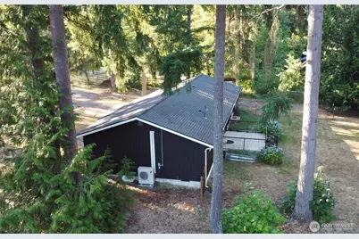 31719 41st Avenue E, Eatonville, WA 98328 - Photo 26