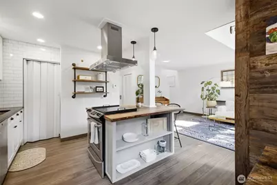 3423 W Government Way #4, Seattle, WA 98199 - Photo 8