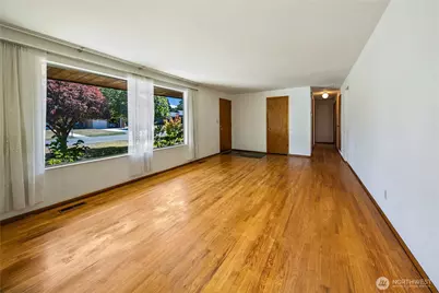 9623 14th Avenue NW, Seattle, WA 98117 - Photo 4