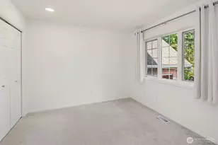 21728 NE 81st St, Redmond, WA 98053 - Photo 28