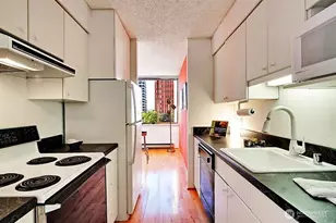 2100 3rd Ave, Seattle, WA 98121 - Photo 8