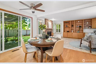 2122 221st Place NE, Sammamish, WA 98074 - Photo 8