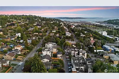 3245 13th Avenue W, Seattle, WA 98119 - Photo 26