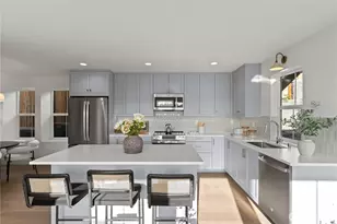 3245 13th Ave W, Seattle, WA 98119 - Photo 10