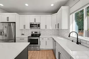 324 123rd St S, Tacoma, WA 98444 - Photo 10