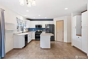 11820 126th St Ct E, Puyallup, WA 98374 - Photo 10