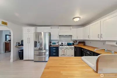 4605 W 12th Avenue, Kennewick, WA 99338 - Photo 14