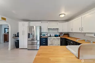 4605 W 12th Ave, Kennewick, WA 99338 - Photo 14